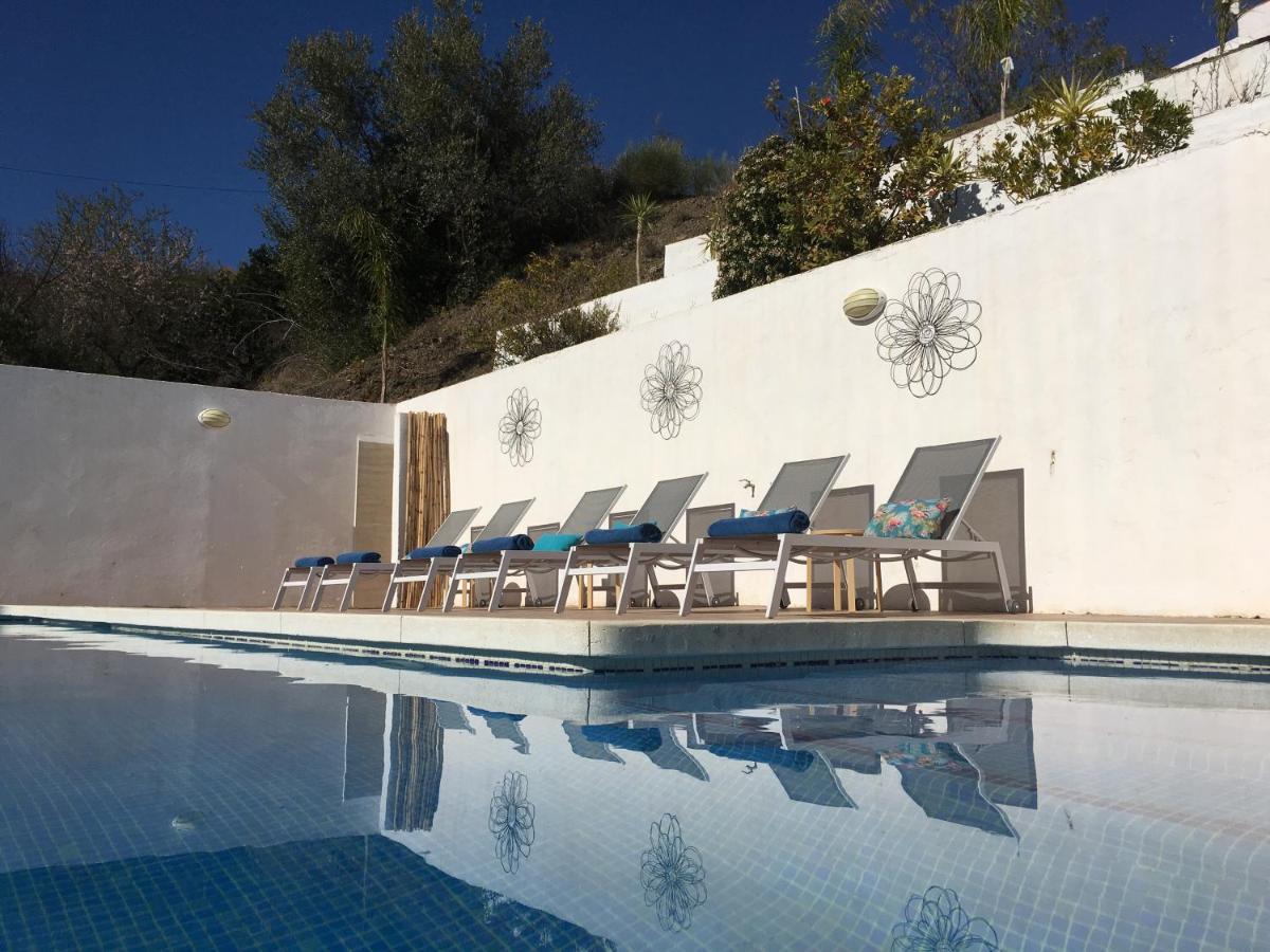 B&B And Apartments Cortijo La Zapatera Canillas de Aceituno Exterior photo